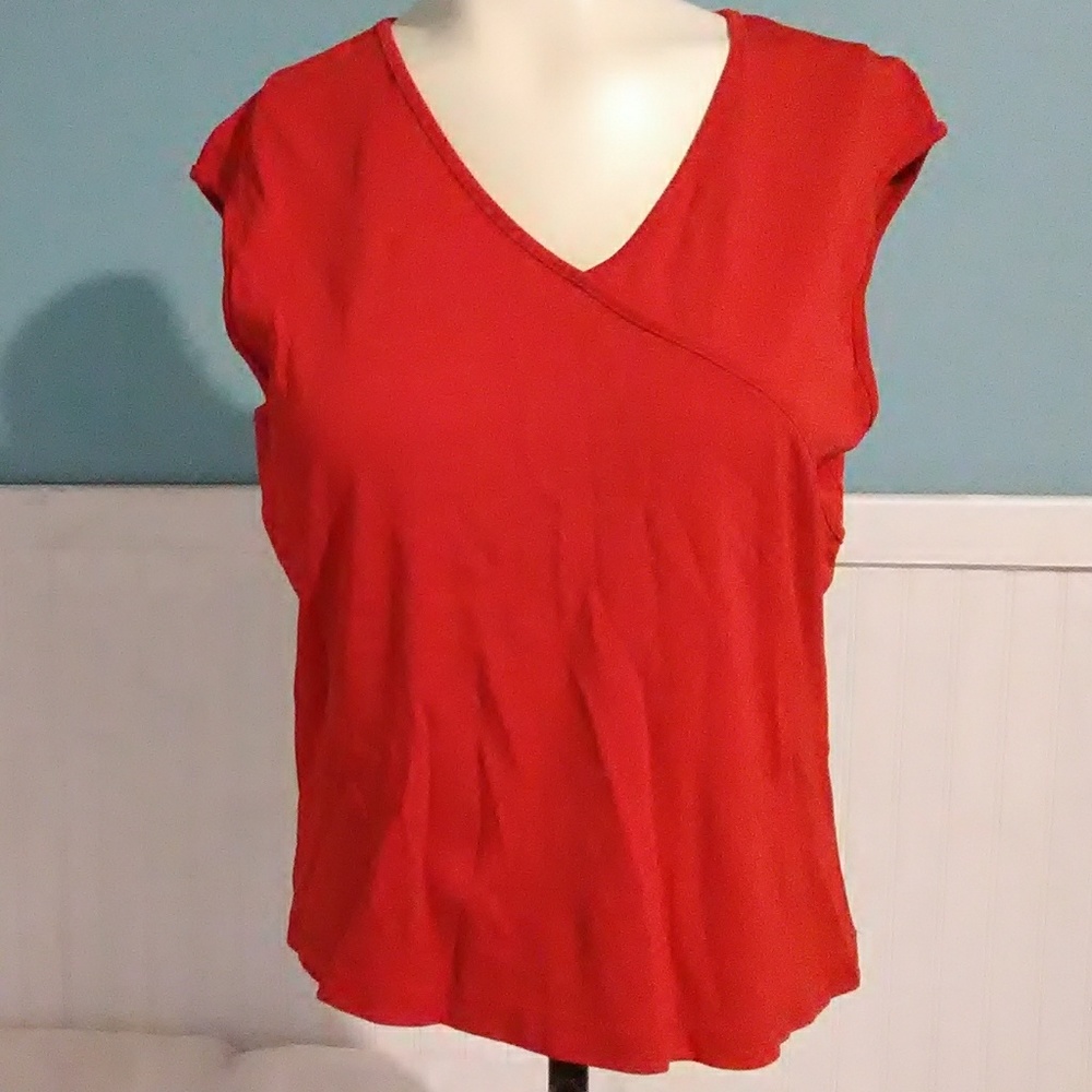 SALE NWOT Ann Taylor Red Tank Top. M